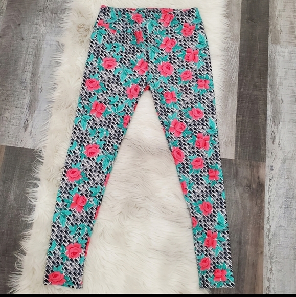 Lularoe & curvy floral leggings new - Picture 4 of 4